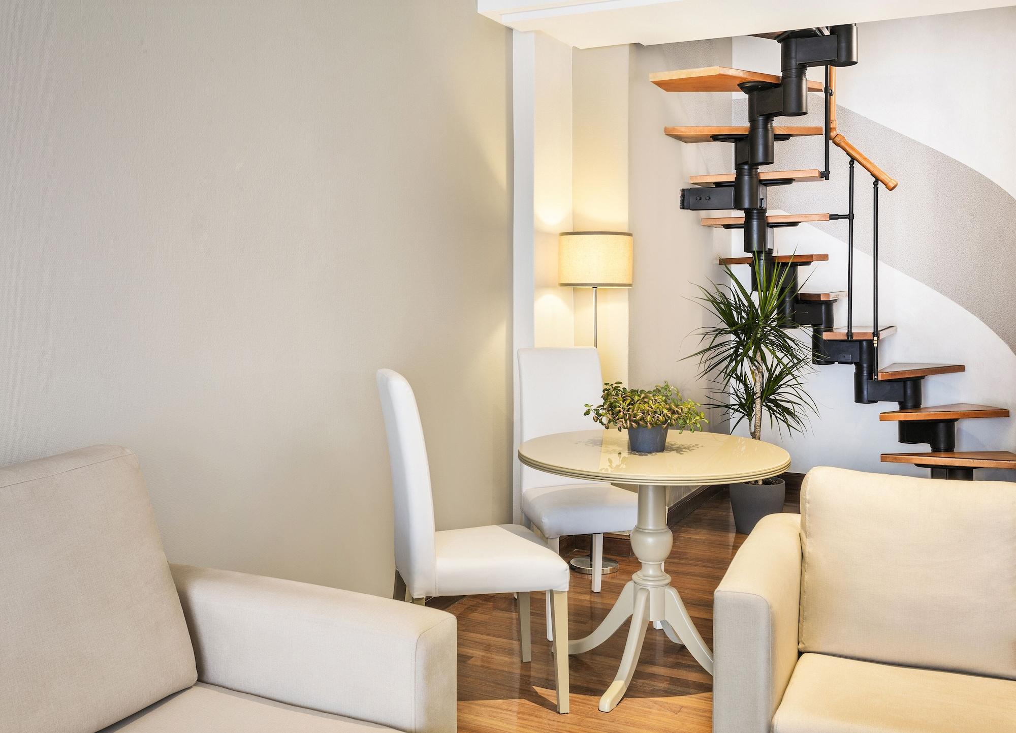 Melia Maria Pita Hotel 4*